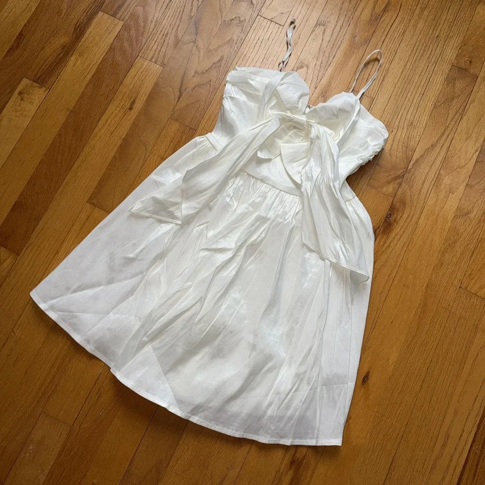 NEW Lulus Dress M White Satin Bow Front Fit & Flare Mini Bridal‎ Party Dress